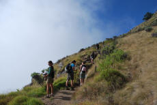 lombok mount trekking